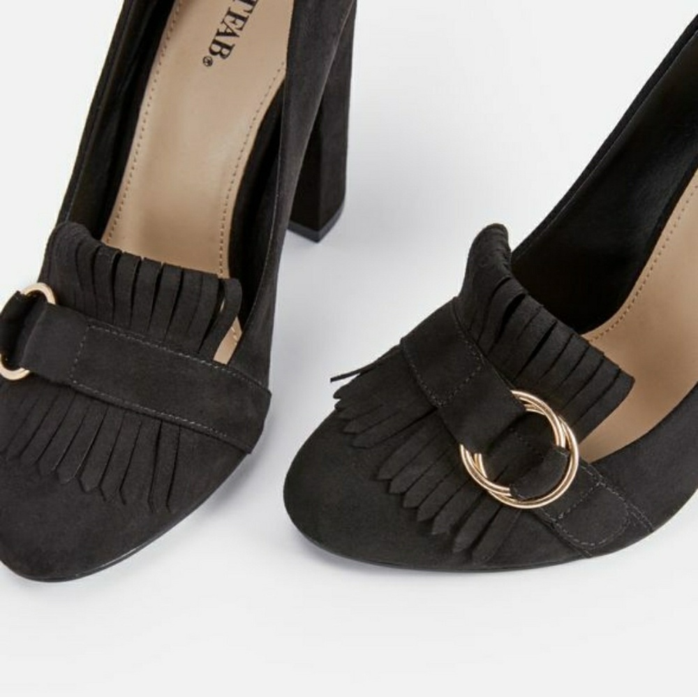 Women's Suede Black Pumps